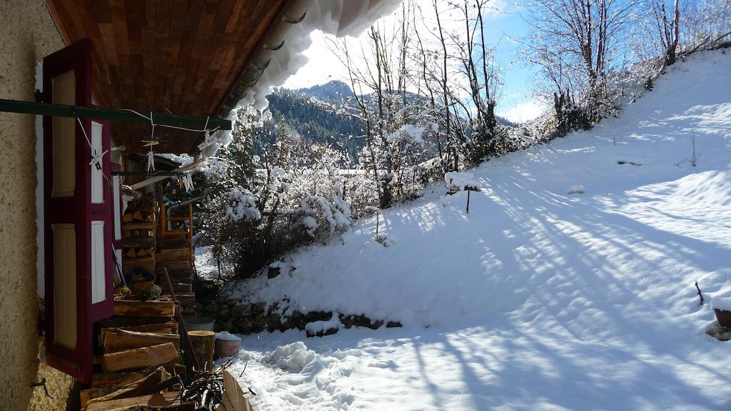 La Chouette à l'heure du Pinson Saint-Pierre-d'Entremont (Savoie) Exterior foto
