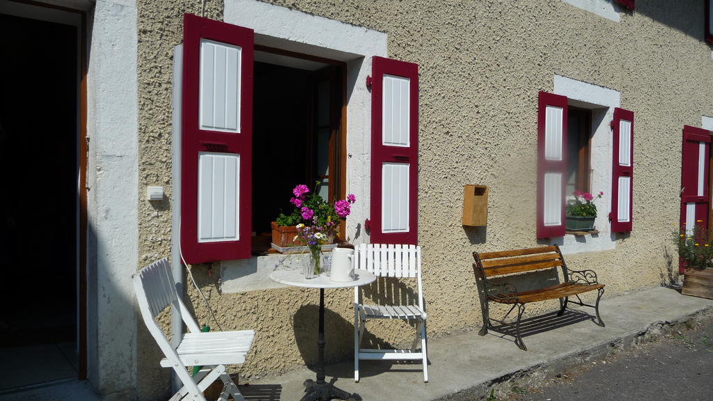 La Chouette à l'heure du Pinson Saint-Pierre-d'Entremont (Savoie) Exterior foto