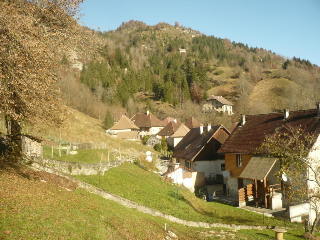 La Chouette à l'heure du Pinson Saint-Pierre-d'Entremont (Savoie) Exterior foto