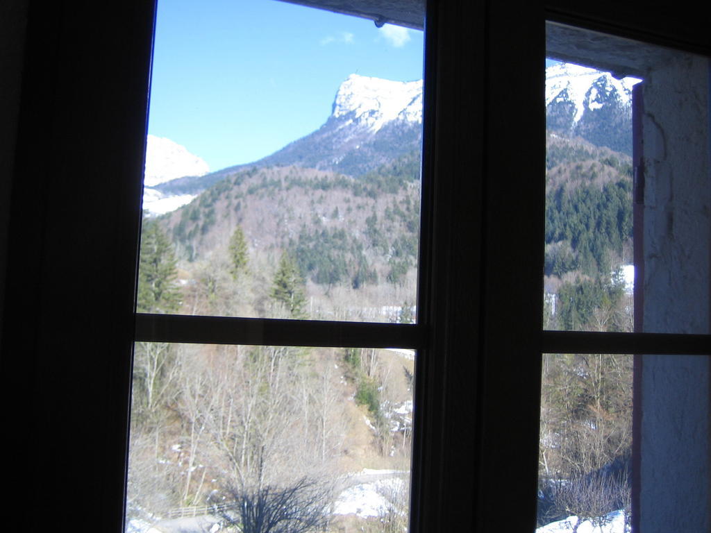 La Chouette à l'heure du Pinson Saint-Pierre-d'Entremont (Savoie) Quarto foto