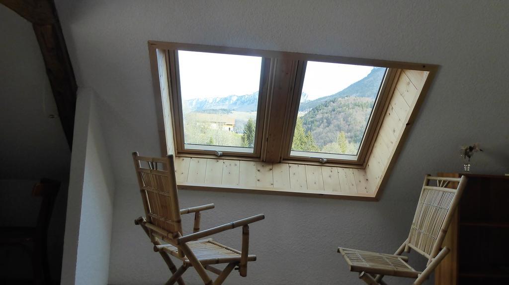 La Chouette à l'heure du Pinson Saint-Pierre-d'Entremont (Savoie) Exterior foto